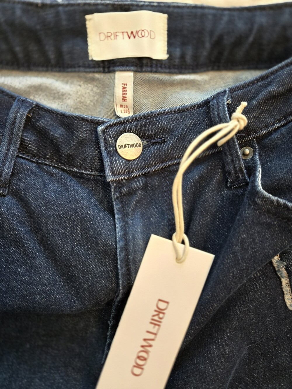 DRIFTWOOD Dark Indigo Embroidered Bow Flare Jeans 29W 32.5L - Picture 4 of 6